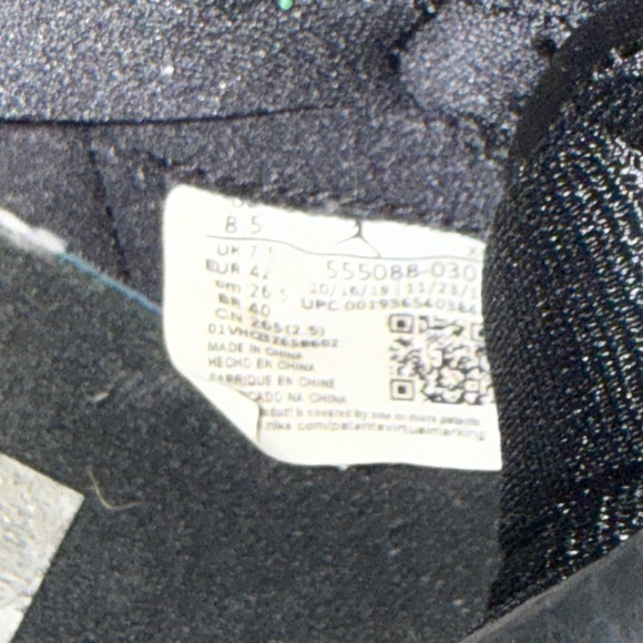 Jordan 1 Retro High Pine Green Black - 8.5 Men’s/ 10 Women’s - Picture 3 of 9